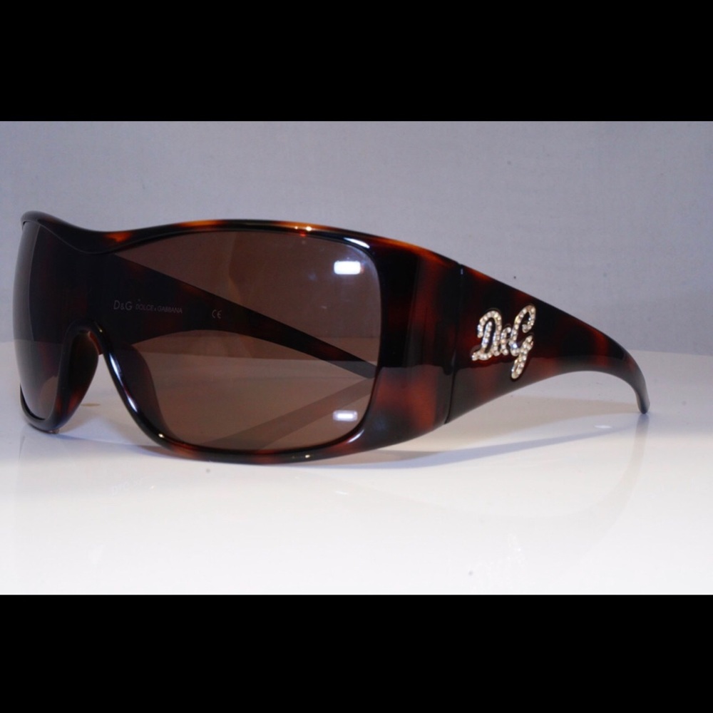 DOLCE & GABBANA Womens Oversized Sunglasses